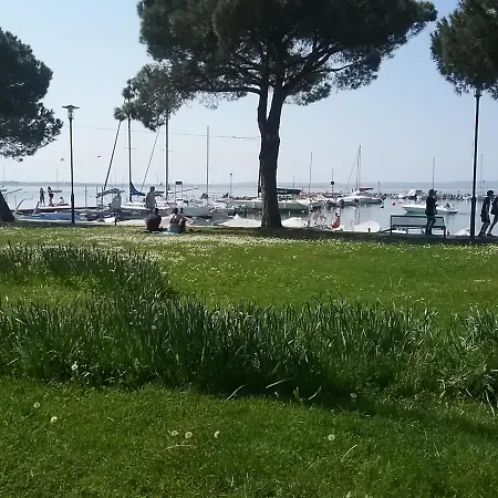 Appartamento Simona Castelnuovo del Garda Exterior photo
