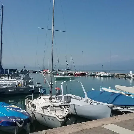 Appartamento Simona Castelnuovo del Garda Exterior photo
